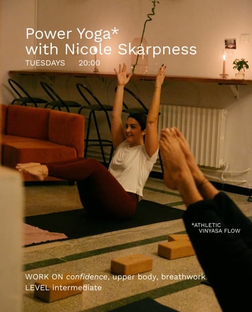 Power Yoga with Nicole Skarpness @nskarp - Sociale Sidi Bou Said
